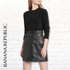 Banana Republic Black Vegan Faux Leather Paperbag Waist Skirt - Size 2 NWT